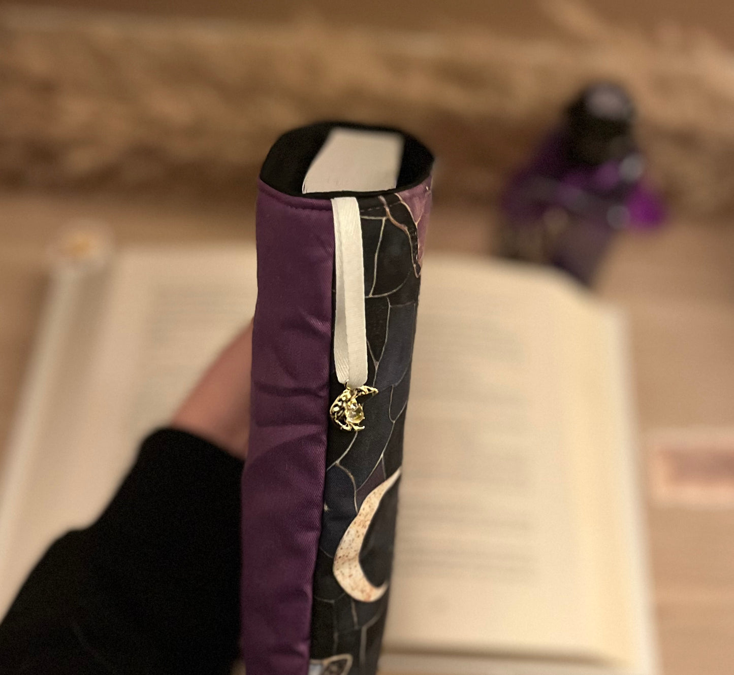 Protège livre « Fragment de lune »