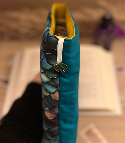 Protège livre « Écaille de dragon »