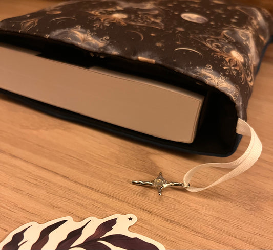 Protège livre « Nuit ornementale »